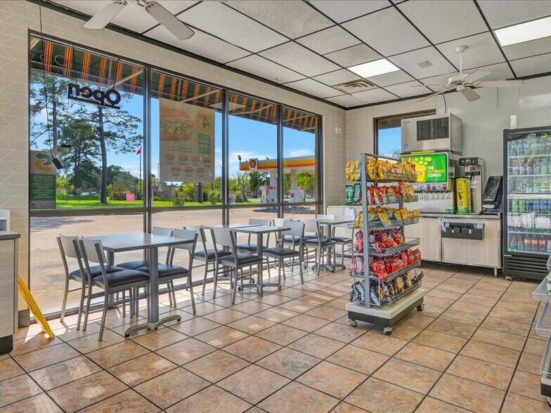 More Photos Of 105 Champions Dr, Lufkin Fast Food For Sale