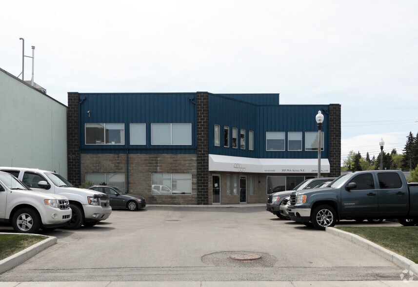 More Photos Of , Calgary Office For Sale