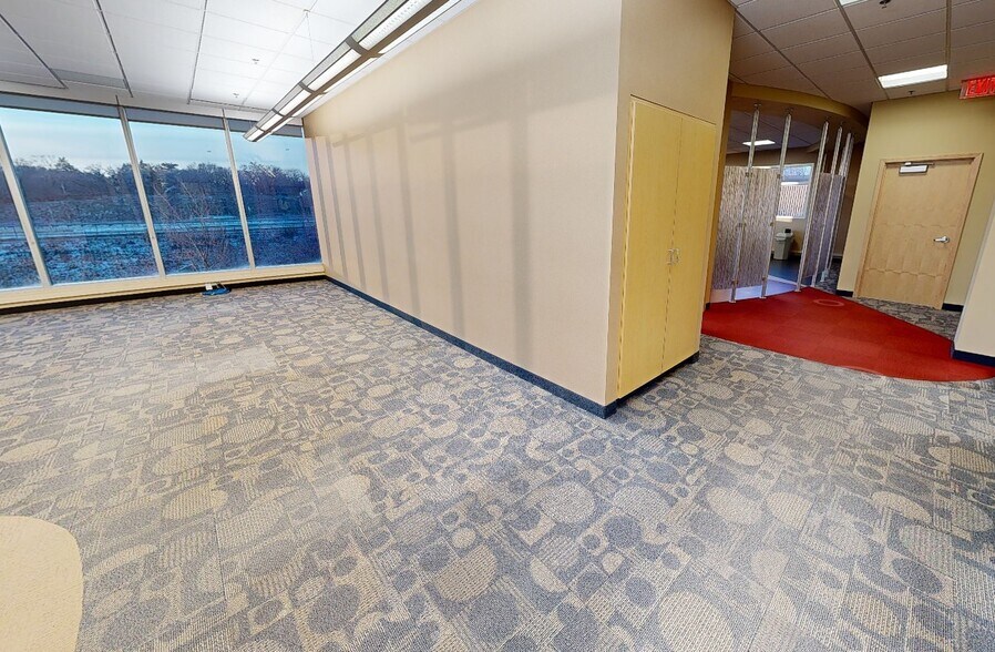 More Photos Of 2361 W Highway 36, Roseville Unknown For Lease