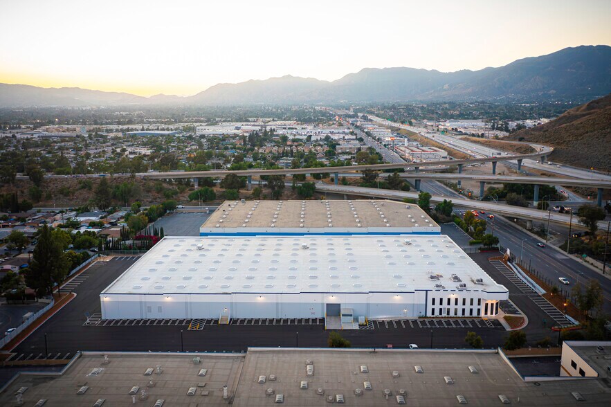 More Photos Of 12450 Foothill Blvd, Sylmar Warehouse For Lease