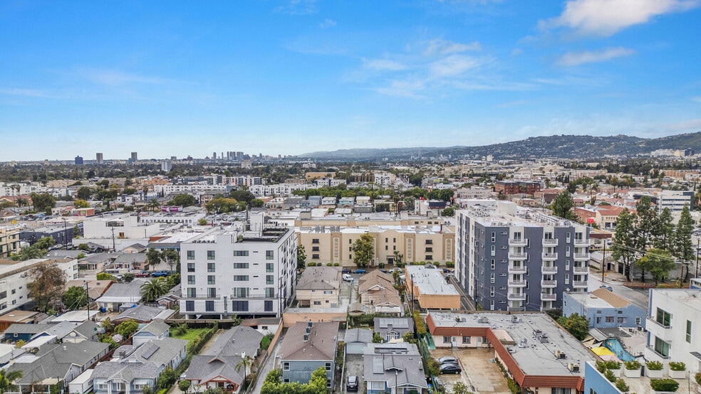 More Photos Of 644 N Serrano Ave, Los Angeles Apartments For Sale