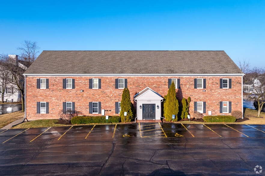 More Photos Of 10144 N Port Washington Rd, Mequon Office For Lease