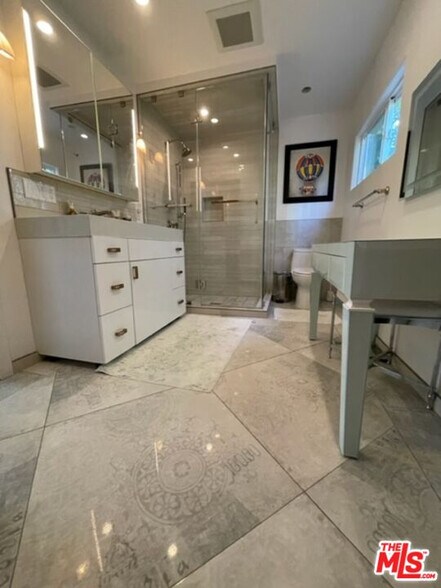 More Photos Of 425 Sunridge St, Playa Del Rey Multifamily For Sale