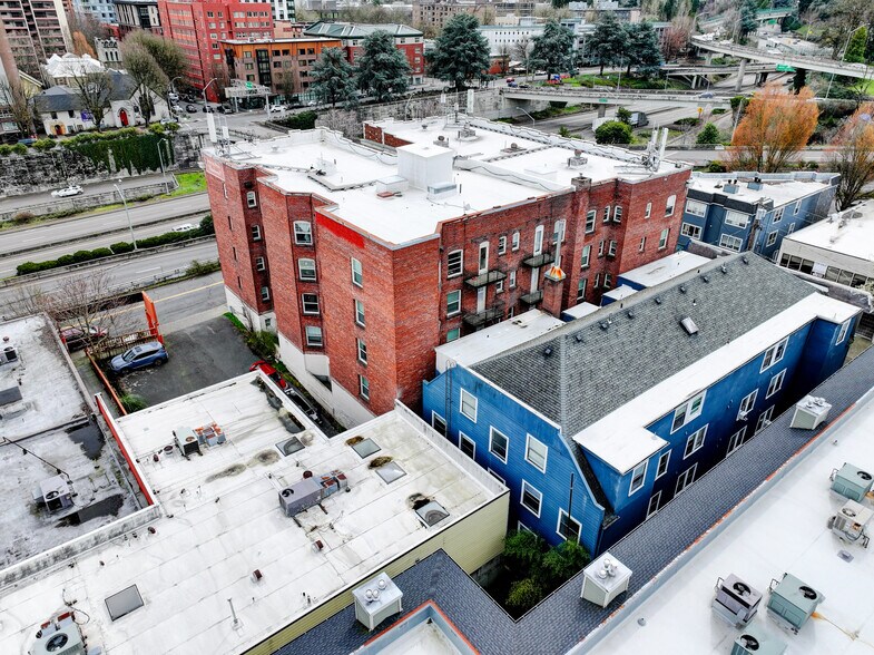 More Photos Of 1429 SW 14th Ave, Portland Apartments For Sale