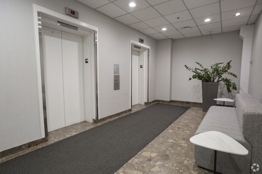 More Photos Of 1167 Kensington Cres NW, Calgary Office For Lease