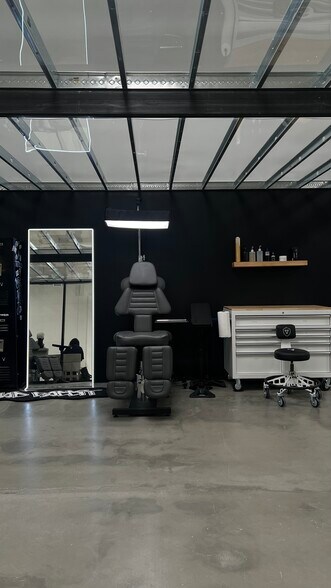 More Photos Of 683 Imperial St, Los Angeles Storefront Retail Office For Lease