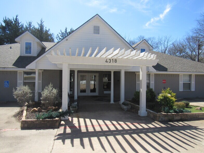 More Photos Of 4318 W Crawford St, Denison Assisted Living For Sale