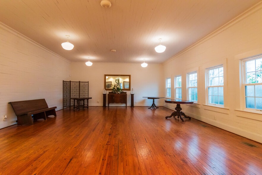 More Photos Of 62 Bell Spring Rd, Munford Religious Facility For Sale
