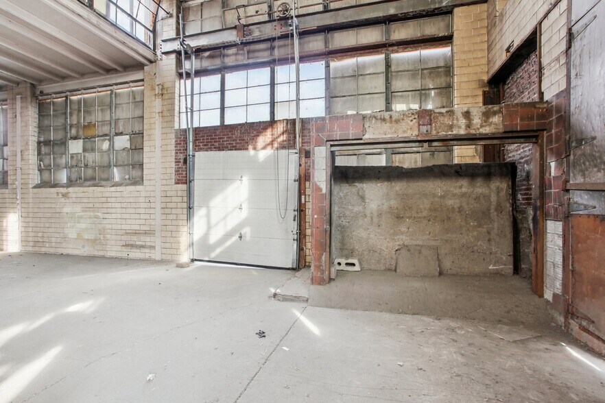 More Photos Of 4800 N Washington St, Denver Warehouse For Lease