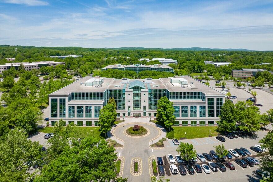 More Photos Of 8 Campus Drive Dr, Parsippany Coworking Space