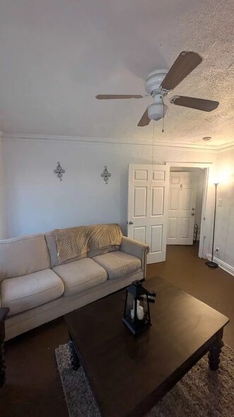 More Photos Of 1874 Marloes Ave, Cleveland Apartments For Sale