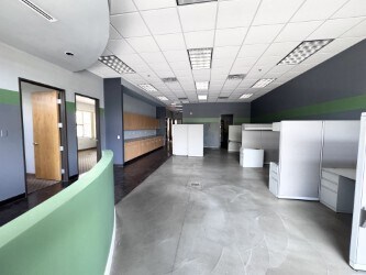 More Photos Of 5425 E Bell Rd, Scottsdale Medical For Lease