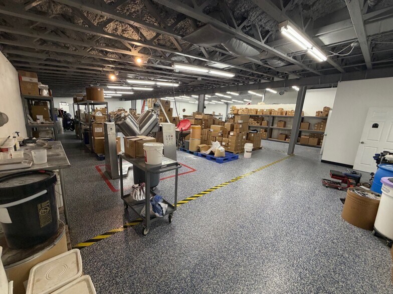 More Photos Of 6520 Fort King Rd, Zephyrhills Storefront Retail Office For Lease