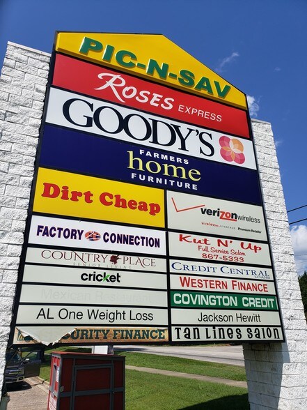 More Photos Of 2041 Douglas Ave, Brewton Supermarket For Lease