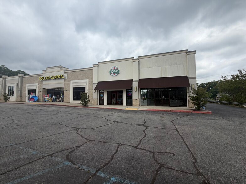 More Photos Of 504 W Main St, Easley Storefront For Lease