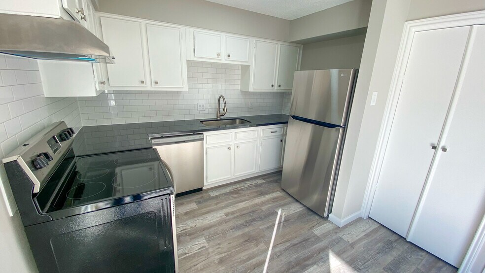 More Photos Of 3262 Branard St, Houston Apartments For Sale
