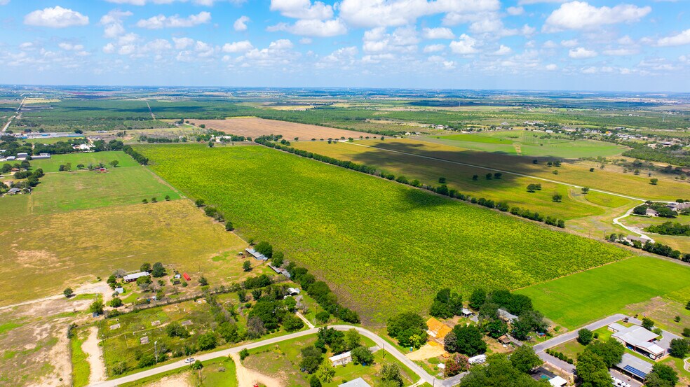 More Photos Of 7201 FM725, McQueeney Land For Sale