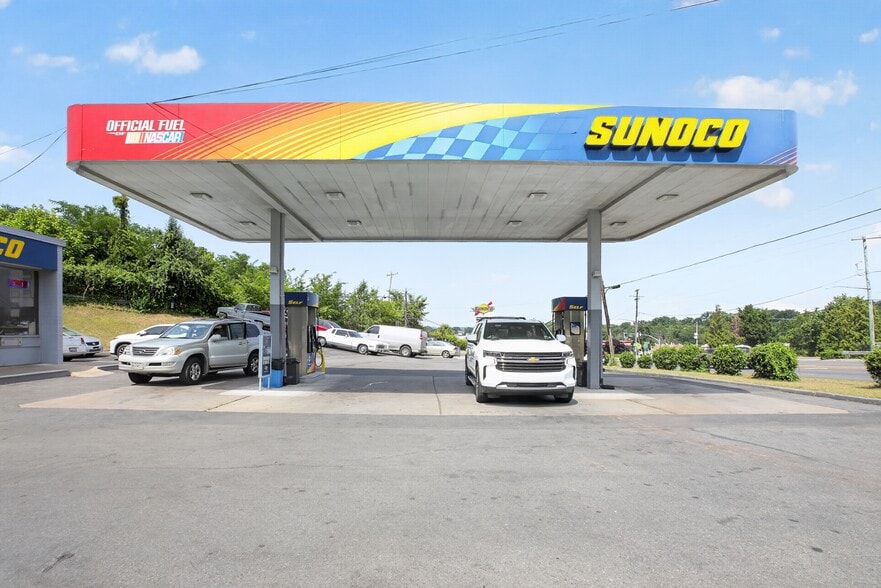 More Photos Of 5803 Annapolis Rd, Bladensburg Service Station For Sale
