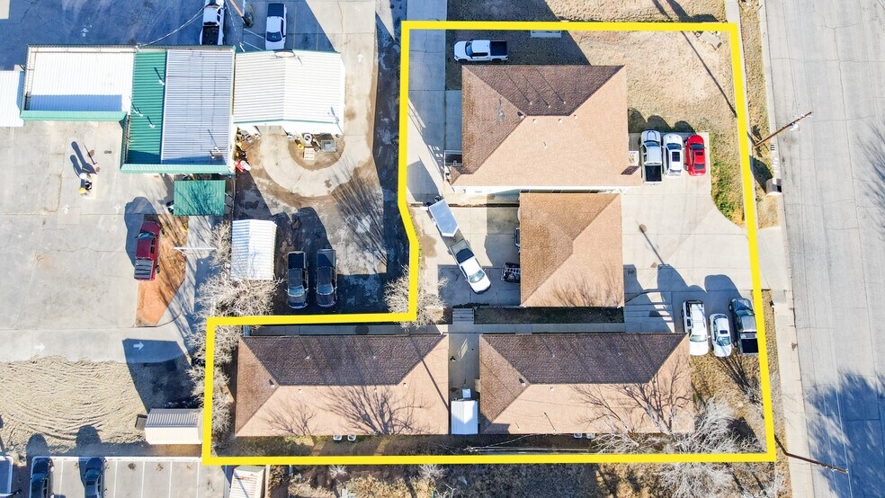 More Photos Of 900 Scurry St, Big Spring Apartments For Sale