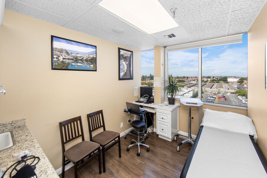 More Photos Of 4305 Torrance Blvd, Torrance Medical For Sale