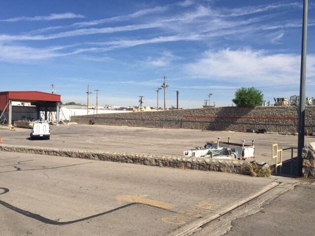 More Photos Of 1430 Vanderbilt Dr, El Paso Warehouse For Lease