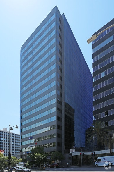 More Photos Of 3530 Wilshire Blvd, Los Angeles Office For Lease