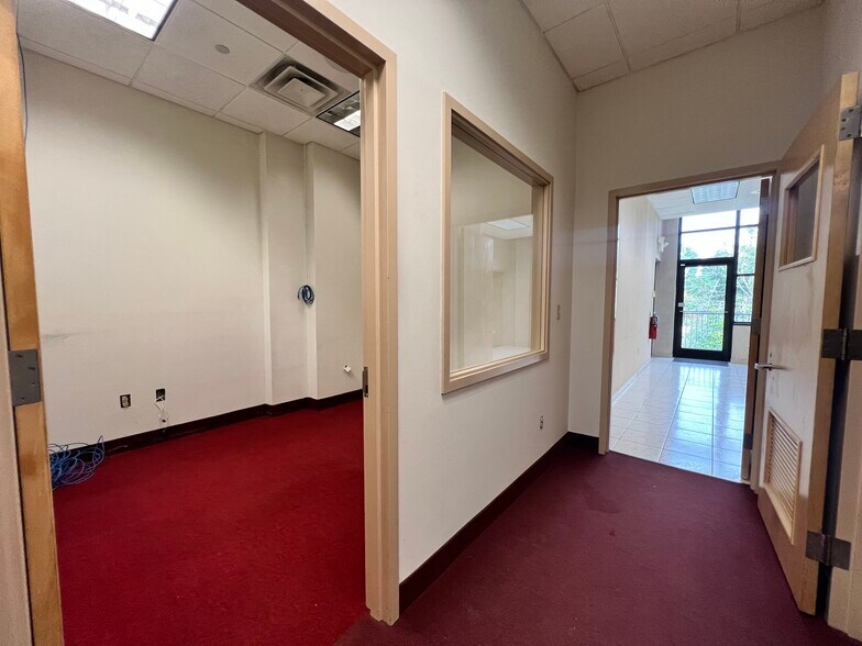 More Photos Of 733 Ridgedale Ave, East Hanover Industrial For Sale