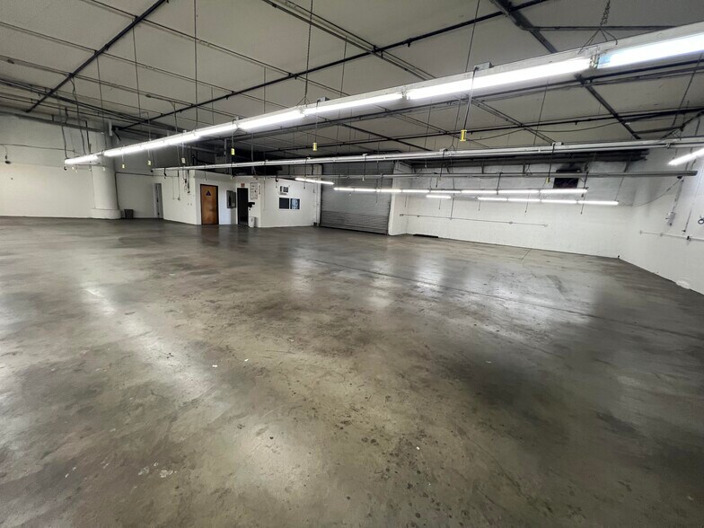 More Photos Of 1341-1377 S Santa Fe Ave, Los Angeles Warehouse For Lease