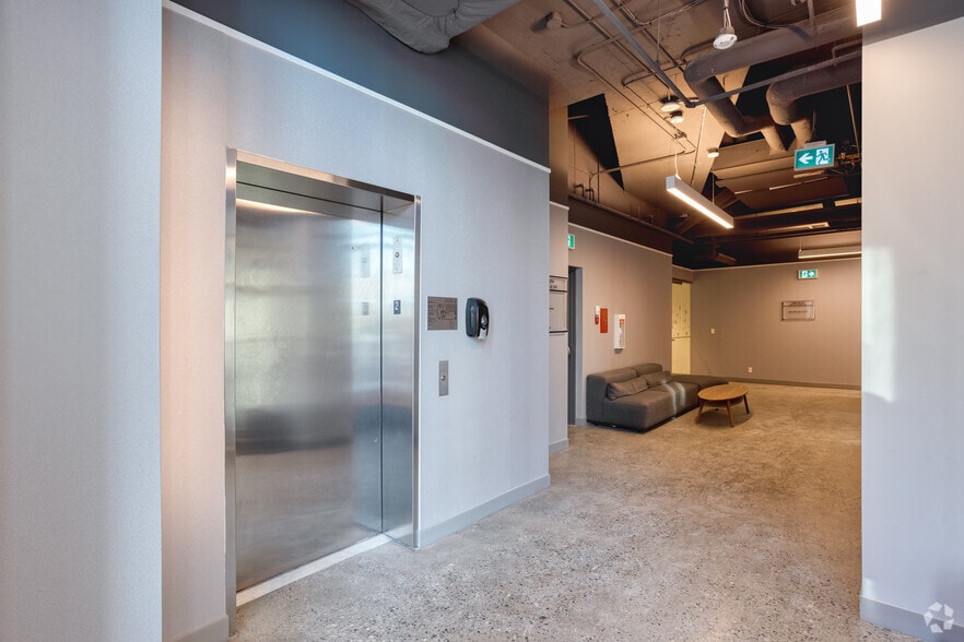 More Photos Of 903 10th Ave SW, Calgary Apartments For Lease