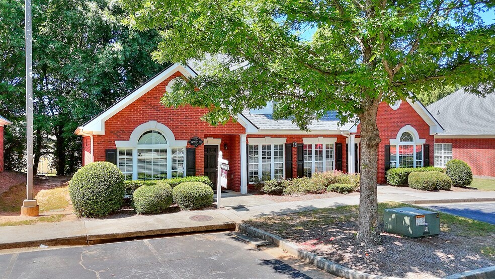 More Photos Of 2795 Main St, Snellville Medical For Lease