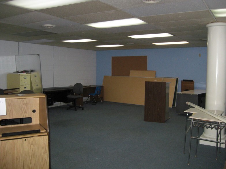 More Photos Of 200 Shady Ln, Philipsburg Light Distribution For Lease