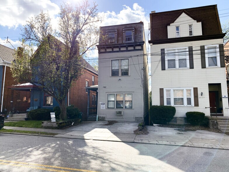 More Photos Of , Cincinnati Multifamily For Sale