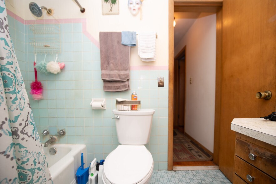 More Photos Of 663 Babbitt Rd, Euclid Multifamily For Sale