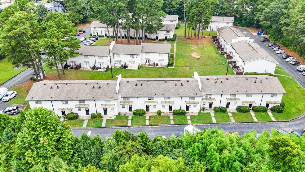 More Photos Of 7234 Tara Blvd, Jonesboro Apartments For Sale