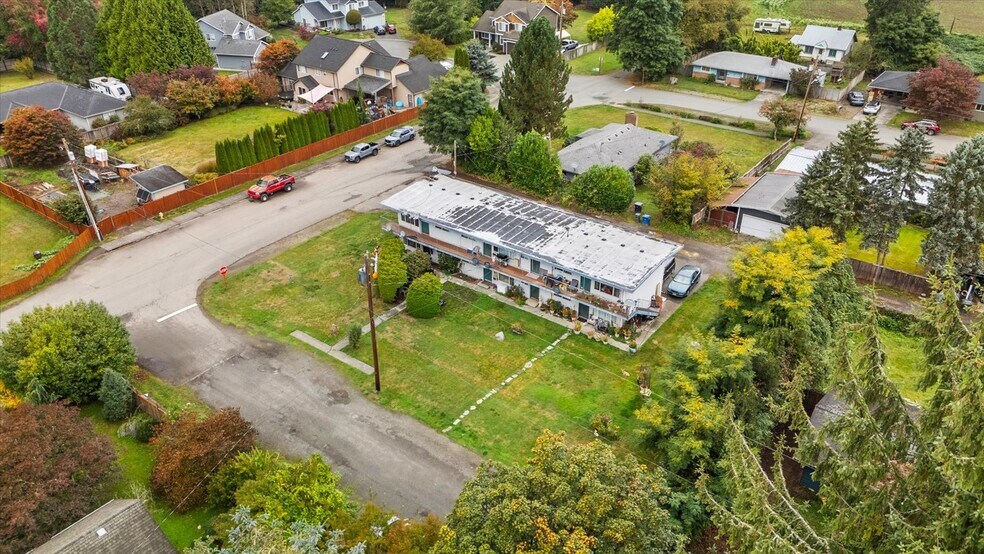 More Photos Of 31624 W Rutherford St, Carnation Apartments For Sale
