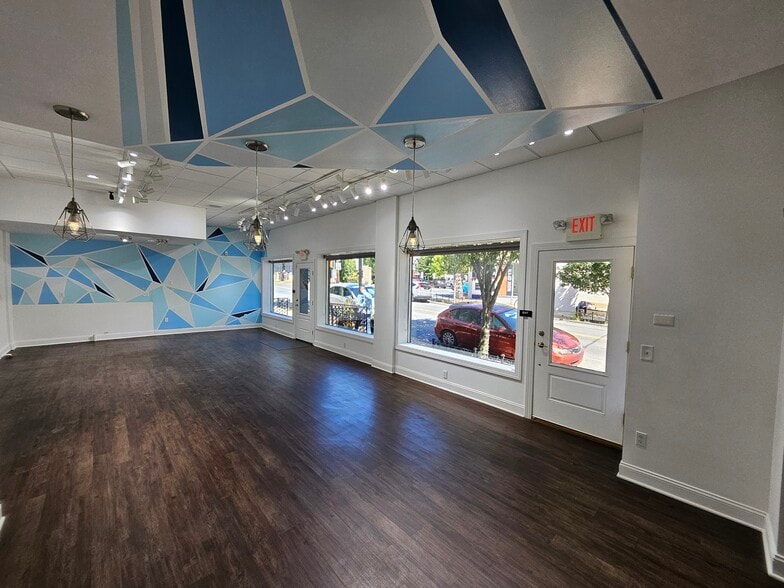 More Photos Of 1902 W Allen St, Allentown Storefront For Lease