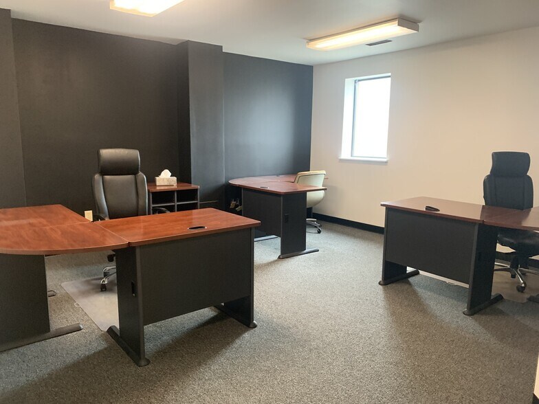 More Photos Of 910 Plum St, Cincinnati Loft Creative Space For Sale