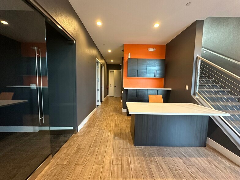 More Photos Of 7336 W Post Rd, Las Vegas Loft Creative Space For Lease