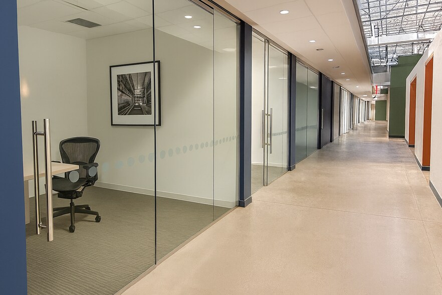 More Photos Of 4750 S 44th Pl, Phoenix Coworking Space