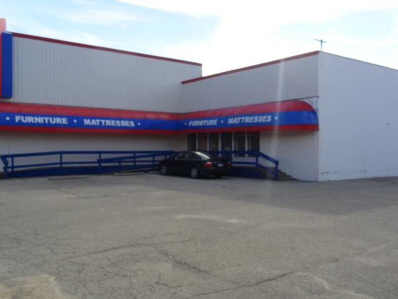 More Photos Of 512 S Mission St, Mount Pleasant Freestanding For Lease