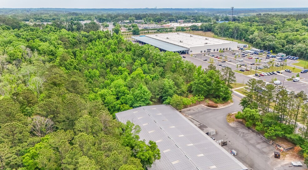 More Photos Of 3944 Northwest Passage, Tallahassee Warehouse For Lease