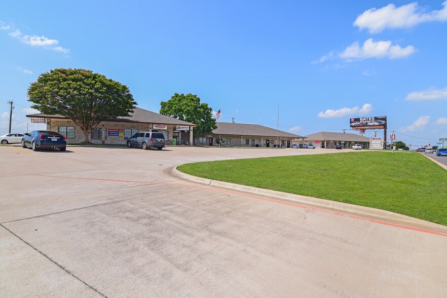 More Photos Of 3901 E Stan Schlueter Loop, Killeen Office For Lease
