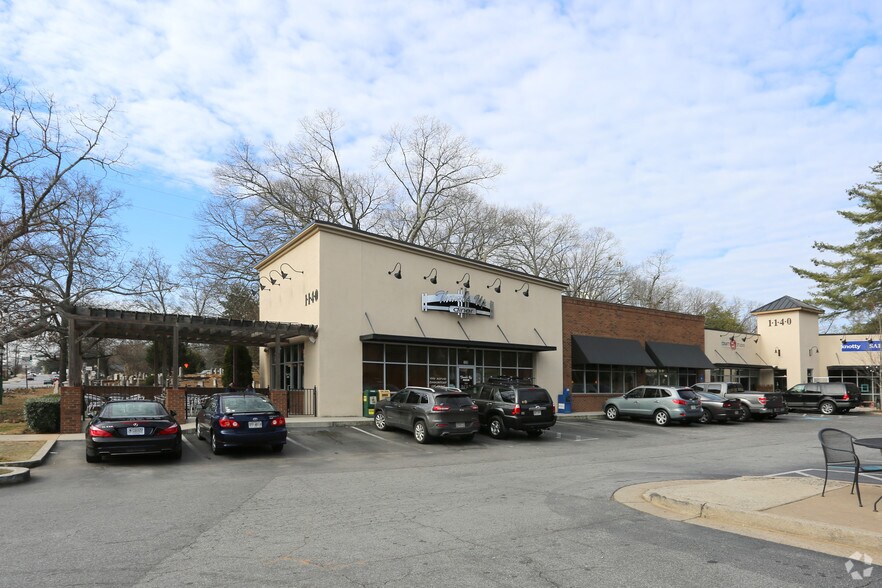 More Photos Of 1140 Alpharetta St, Roswell Freestanding For Lease