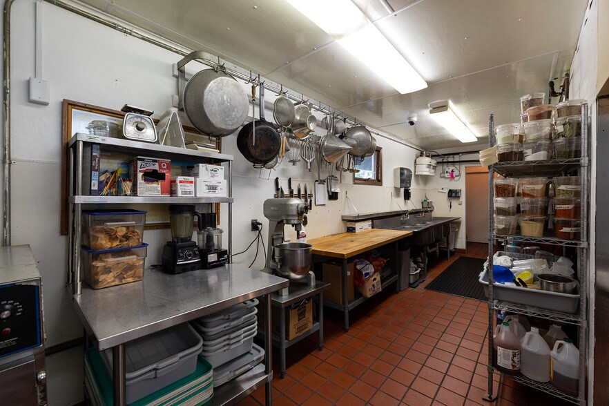 More Photos Of 380 S Lawson Dr, Green Lake Restaurant For Sale