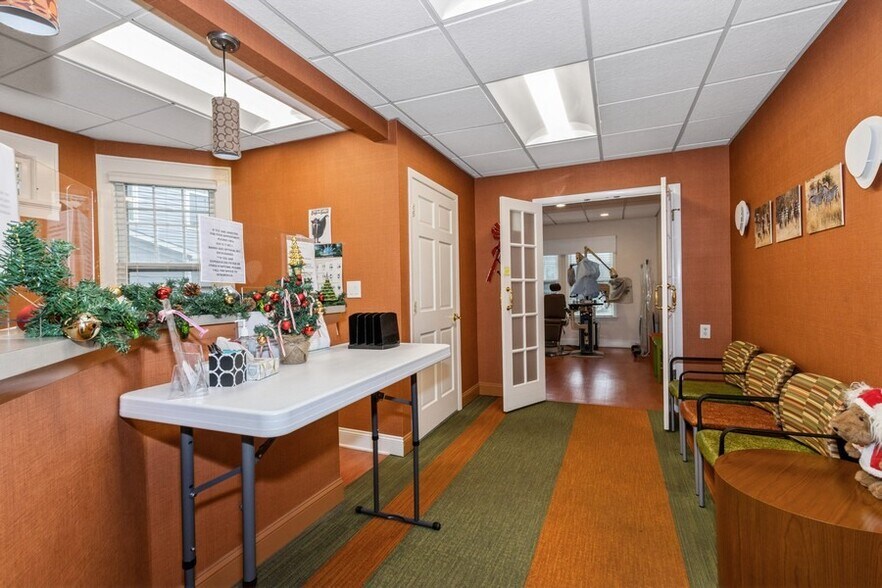 More Photos Of 114 S Euclid Ave, Westfield Office For Sale