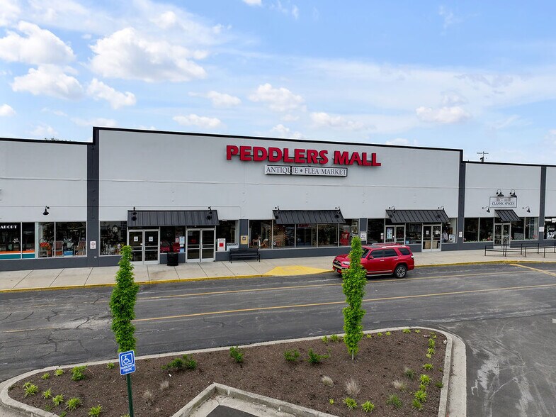 More Photos Of 401 Outlet Center Dr, Georgetown General Retail For Lease