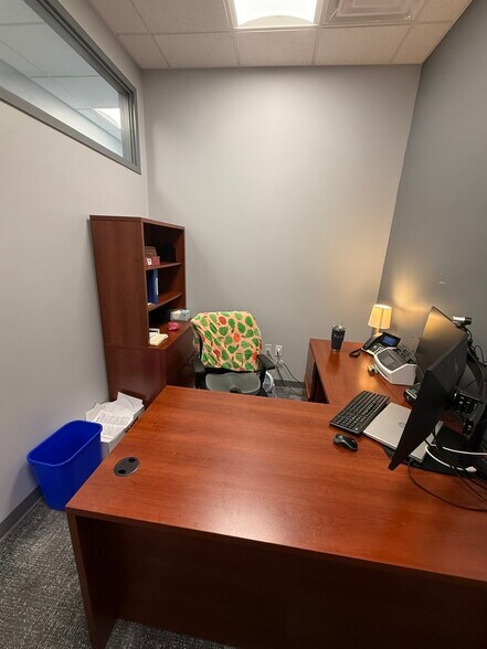 More Photos Of 2212 Murray Ave, Pittsburgh Office Residential For Lease