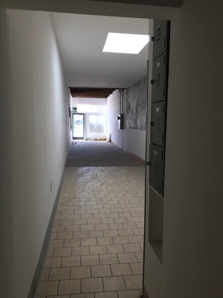 More Photos Of 4140 Telegraph Ave, Oakland Storefront For Lease