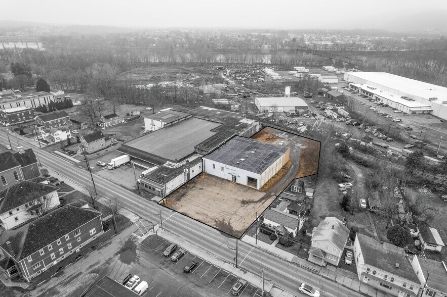 More Photos Of 560 N Main St, Pittston Warehouse For Sale