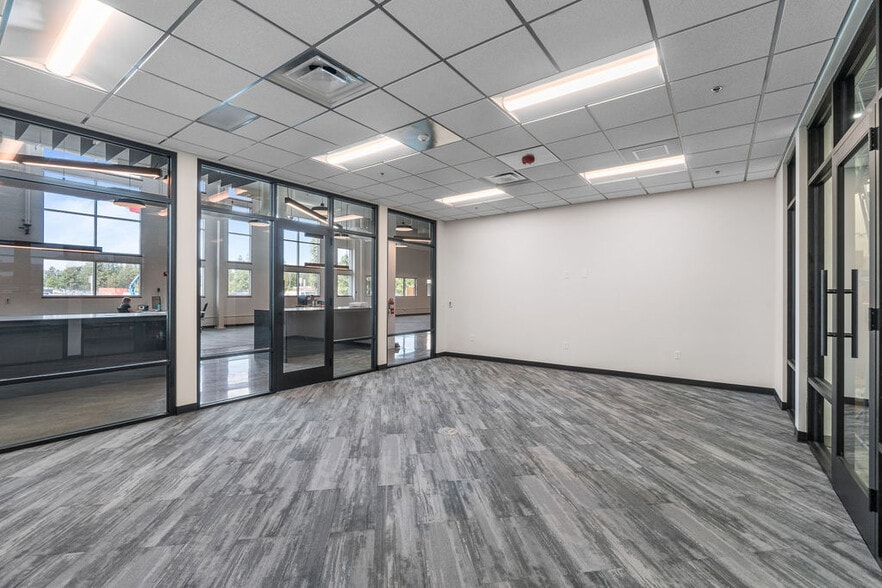 More Photos Of 1777 SW Chandler Ave, Bend Office For Lease